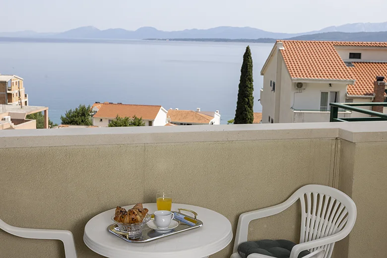 apartments Adriatic, Igrane - balcony with sea view