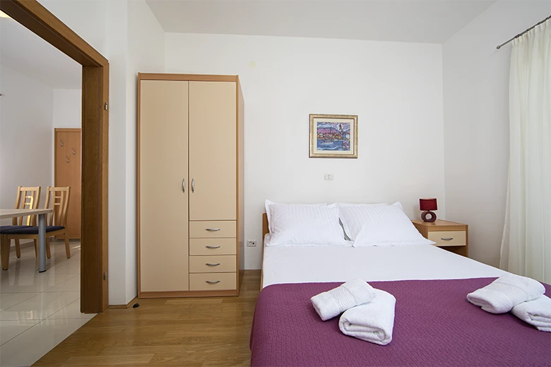 apartments Adriatic, Igrane - bedroom