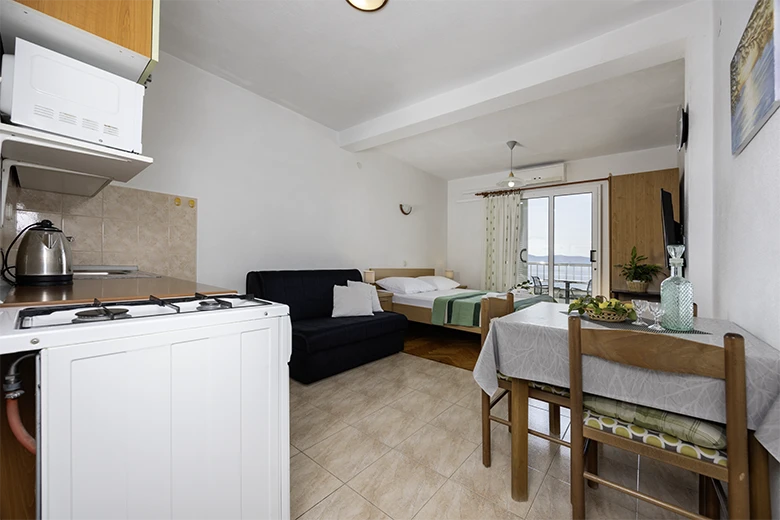 Apartments Grgo Talijančić, Igrane - entrance