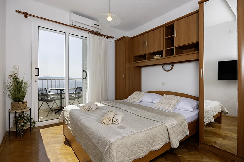 Apartments Grgo Talijančić, Igrane - bedroom