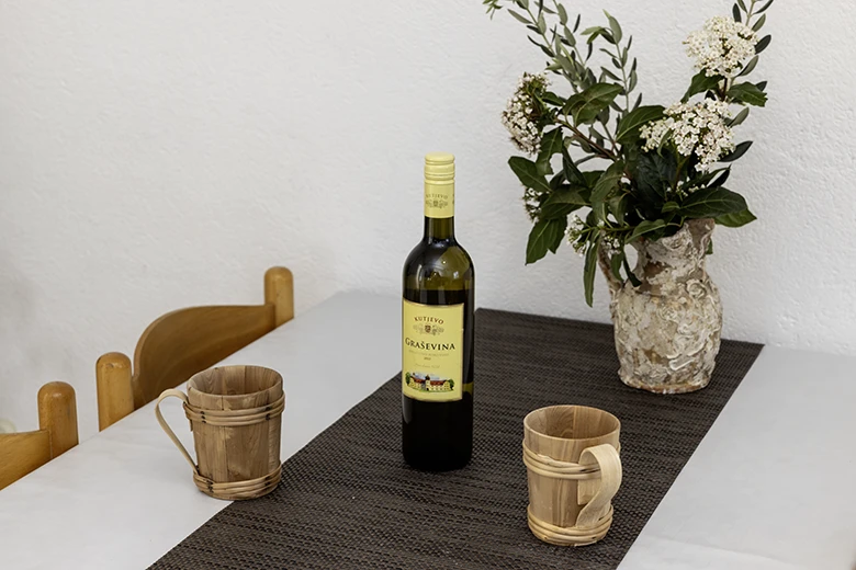 Apartments Grgo Talijančić, Igrane - detail - table