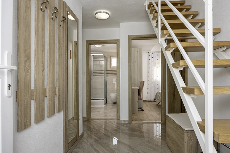 Apartments Grgo Talijančić, Igrane - entrance