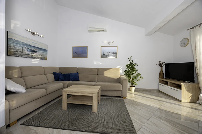 Apartments Grgo Talijančić, Igrane - living room