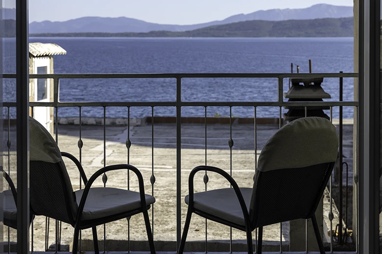 Apartments Jagoda Kumrić, Igrane - balcony with sea view