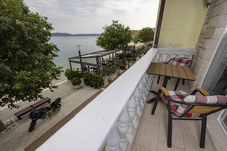 apartments Mihaljević, Igrane - balcony with sea view and panoramic view