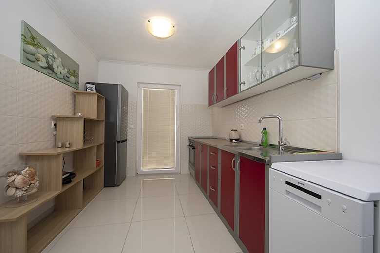 apartments Mili, Igrane - kitchen