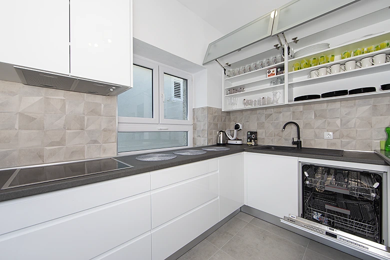 kitchen, apartments Ribica, Igrane
