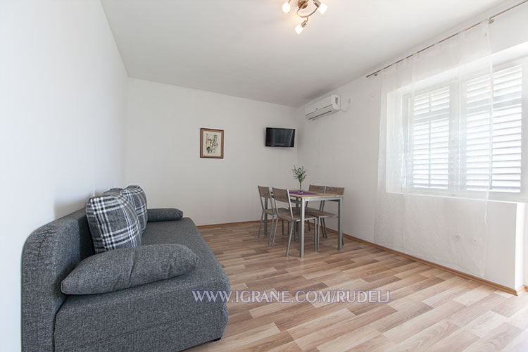 Igrane, apartments Rudelj - living room