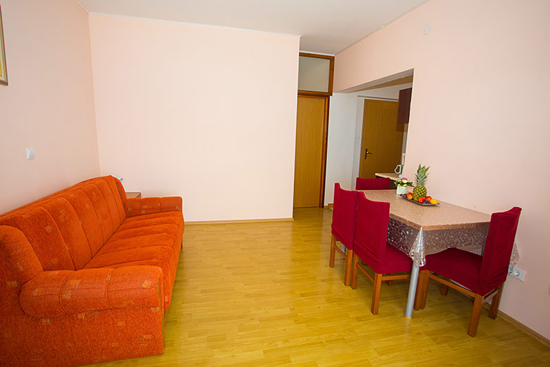 apartments Zdravko, Igrane - interior