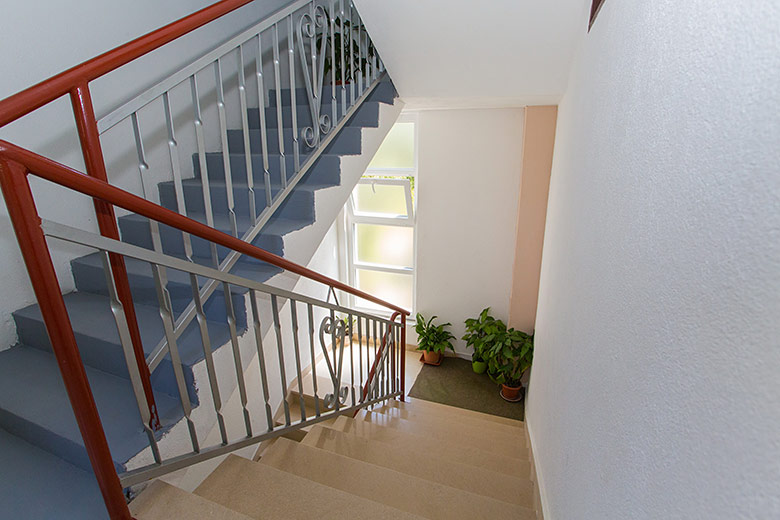 apartments Zdravko, Igrane - stairs